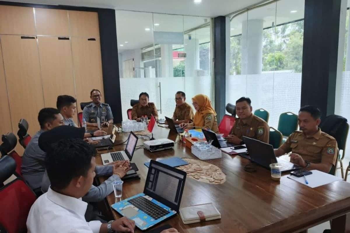Kemenkum Sultra dan Pemkab Bombana harmonisasi Raperbup bantuan RTLH