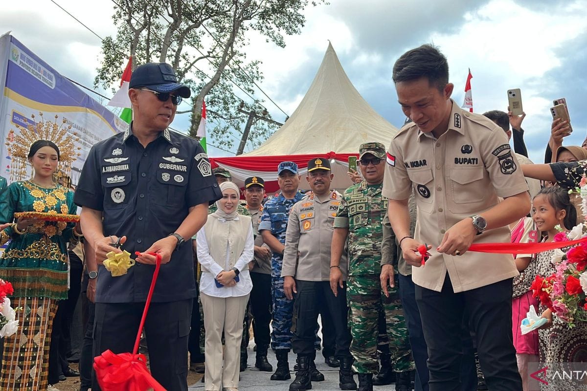 Gubernur Sultra normalisasi akses pasca-banjir melalui Jembatan Bailey di Konut