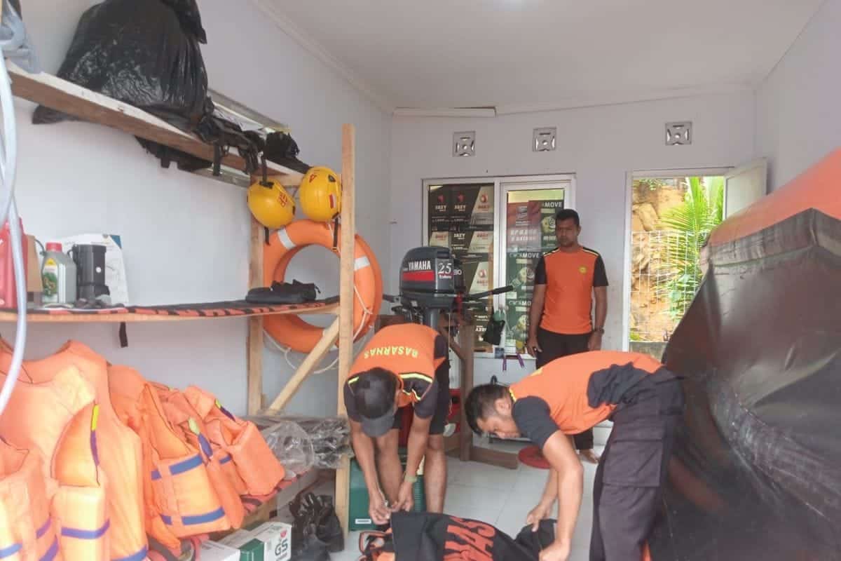 Tim SAR cari nelayan hilang di perairan Mawasangka ButonTengah
