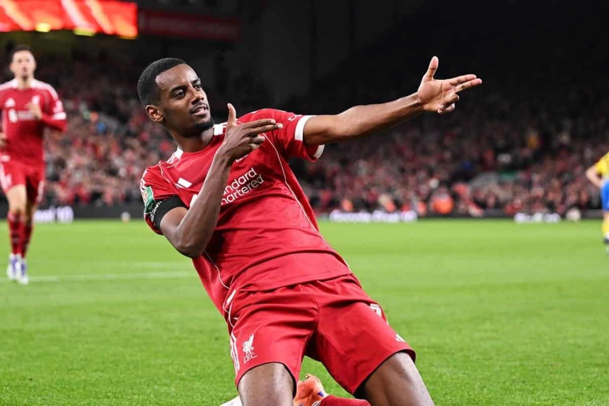 Kemenangan Liverpool atas Southampton dihiasi gol debut Isak di Piala Liga