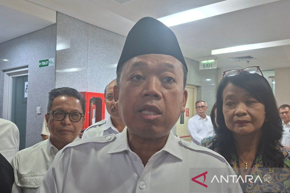 Menteri Nusron siap audit sertifikat dan bangunan di sempadan sungai