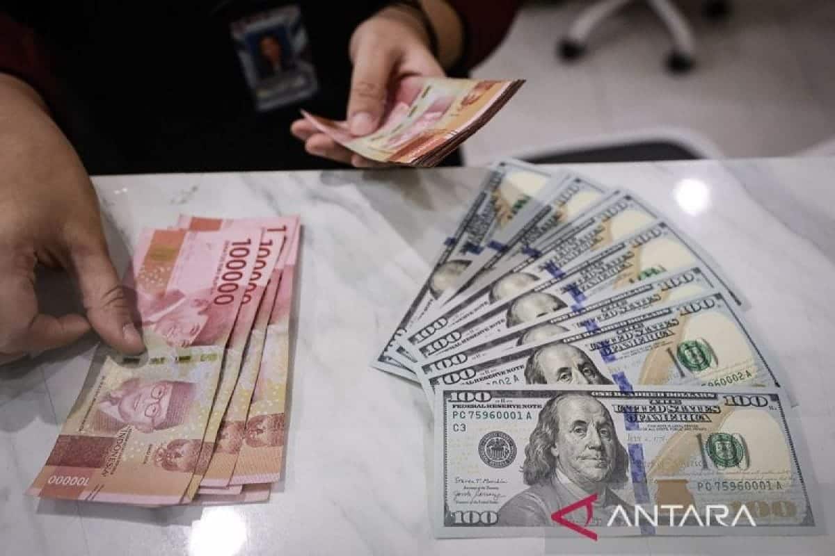 Rupiah pada Kamis melemah 0,21 persen jadi Rp16.620 per dolar AS