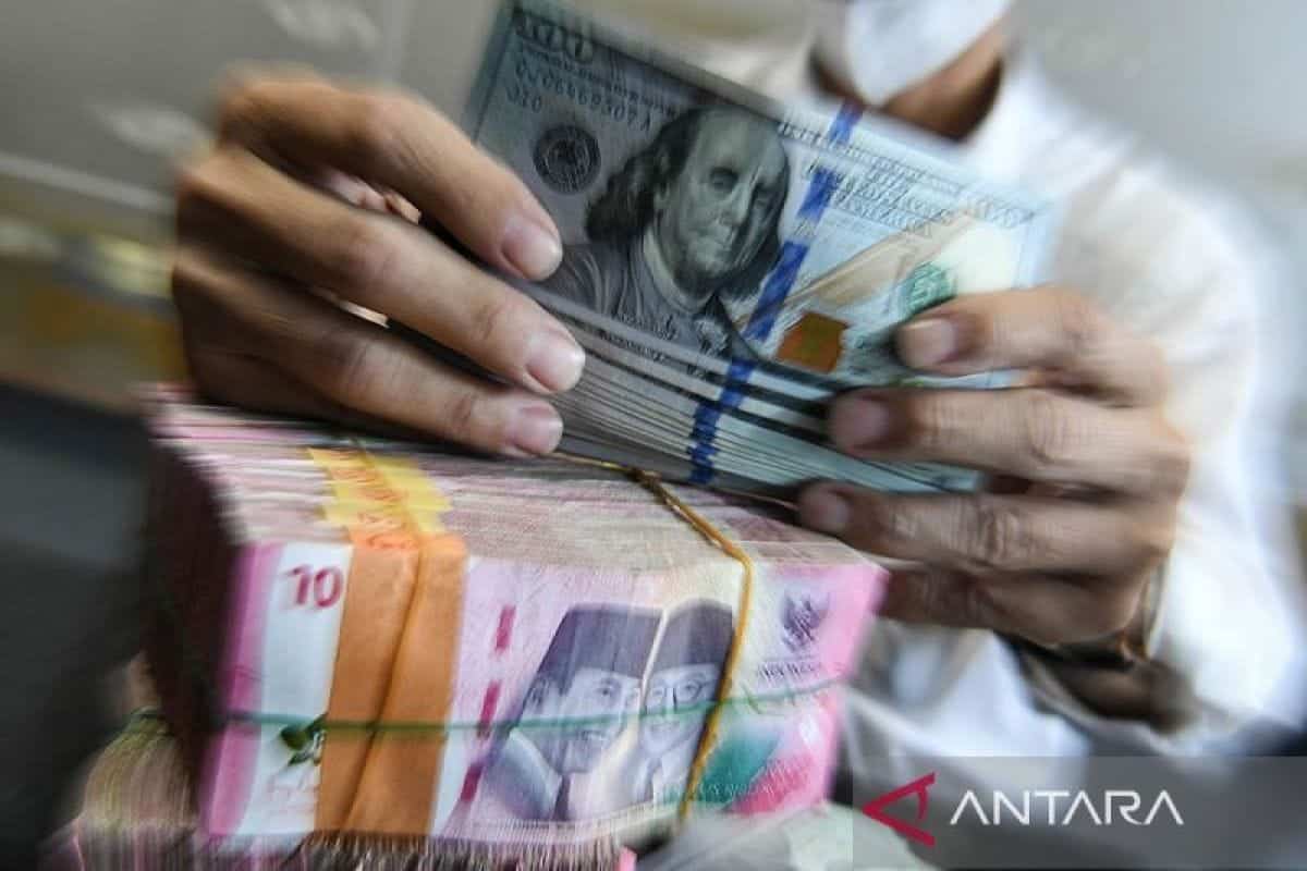Rupiah pada Kamis pagi menguat 0,02 persen jadi Rp16.573 per dolar AS