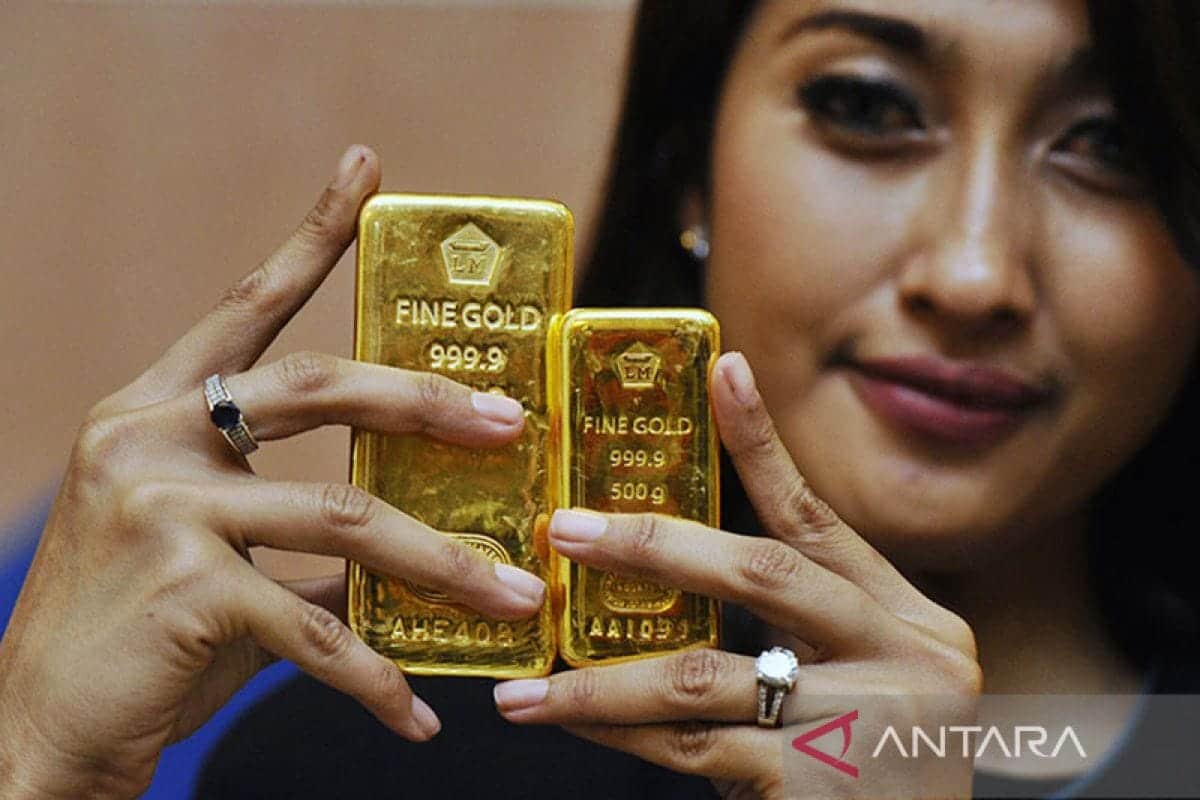 Harga emas Antam melonjak menjadi Rp2,36 juta/gram