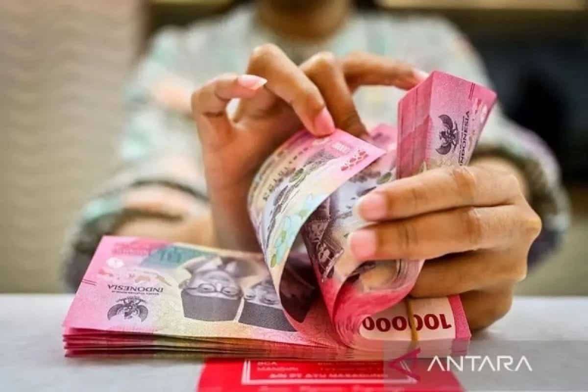 Rupiah pada Kamis pagi melemah 0,04 persen jadi Rp16.724 per dolar AS
