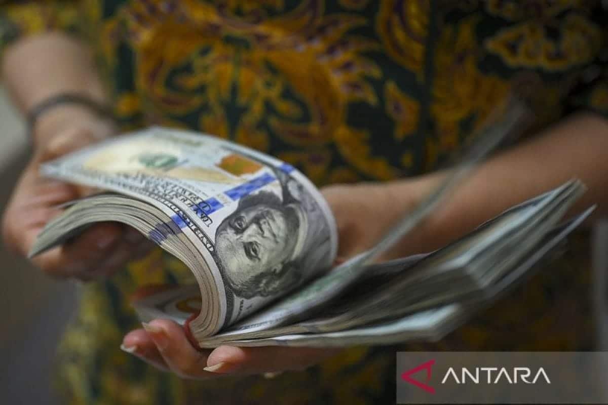 Rupiah pada Kamis pagi melemah 0,15 persen jadi Rp16.733 per dolar AS