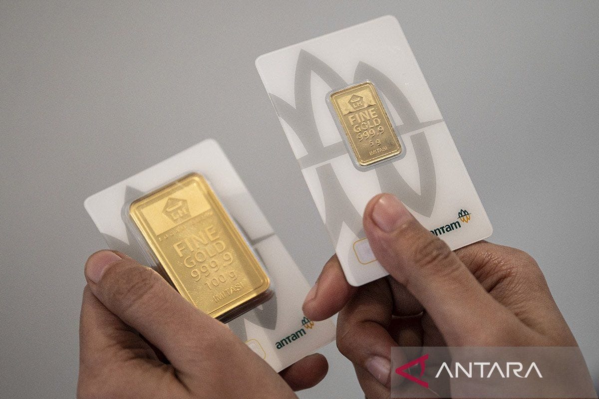Harga emas UBS-Galeri24 di Pegadaian Rabu ini kompak turun